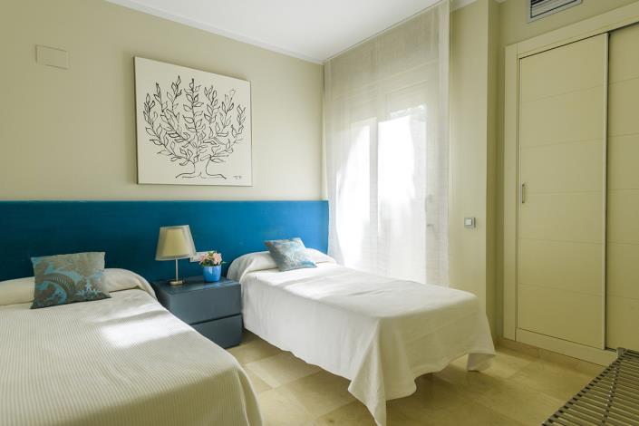 Image No.18-3 Bed Semi-Detached for sale