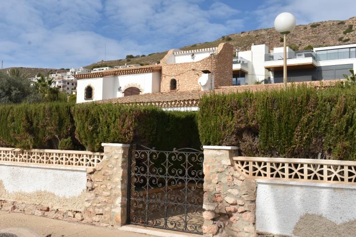 Image No.4-Villa de 5 chambres à vendre à Santa Pola