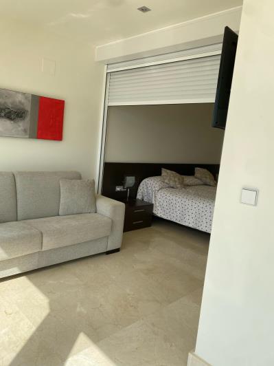 Image No.17-2 Bed Apartment for sale