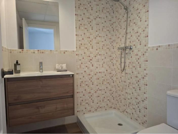 Image No.7-2 Bed Townhouse for sale