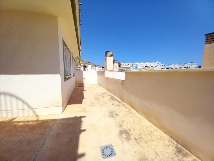 Image No.37-3 Bed Townhouse for sale