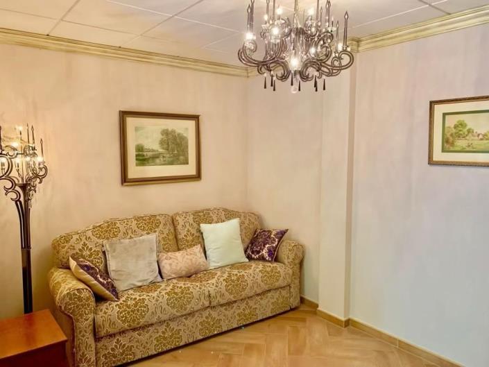 Image No.11-3 Bed Villa / Detached for sale