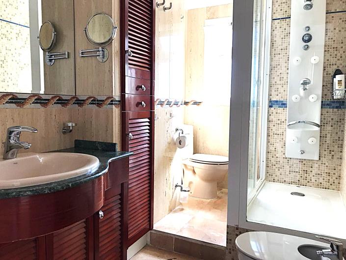 Image No.10-3 Bed Apartment for sale