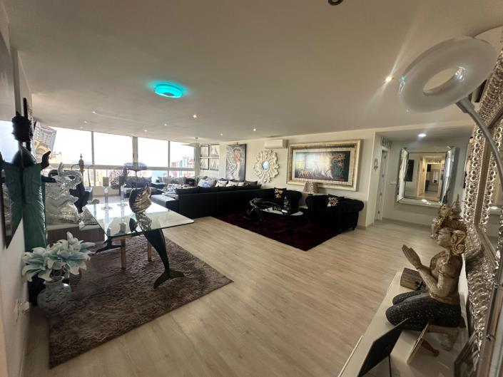 Image No.4-3 Bed Apartment for sale