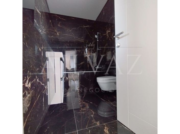 Image No.22-3 Bed House for sale