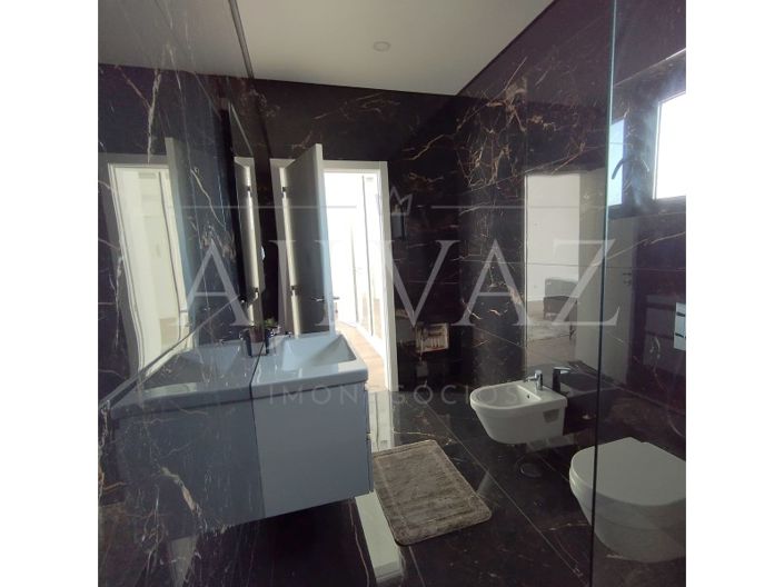 Image No.36-3 Bed House for sale