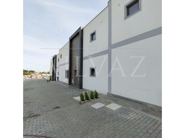 Image No.34-3 Bed House for sale