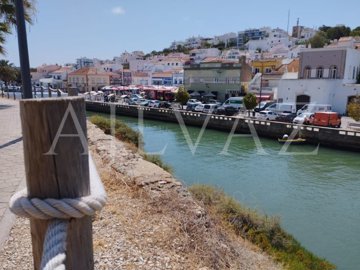 idf8b17f01-0000-0500-0000-0000137dc557