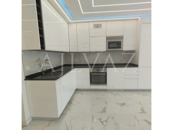 Image No.10-2 Bed Apartment for sale