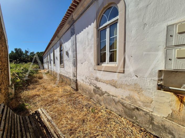 Image No.18-12 Bed House for sale