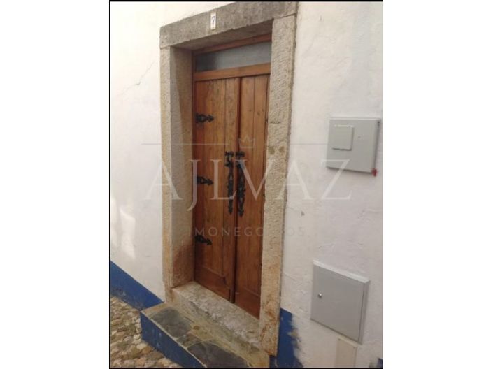 Image No.32-12 Bed House for sale