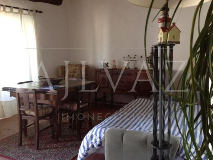 Image No.36-12 Bed House for sale