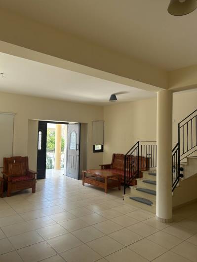 Image No.16-Maison de 4 chambres à vendre à Oroklini