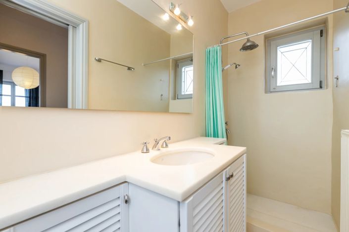 Image No.29-7 Bed House for sale