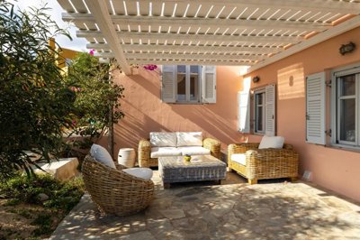 c3de3220887ff8e9c17eb8345324ed55023818fa06192