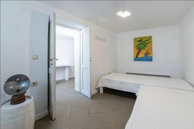 395b6cd6e8c22b8783f3e00cd0279b48fc1715e9ed163