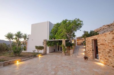 ba30b5dff3787ec1c5386fd7af979d34d71556d389192