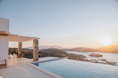 325a6d388a02bd12eab402f113eff3e72cf3490b03192