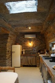 e2ca98aa5d35c757379cc2c588eb3bd749e56a303d128