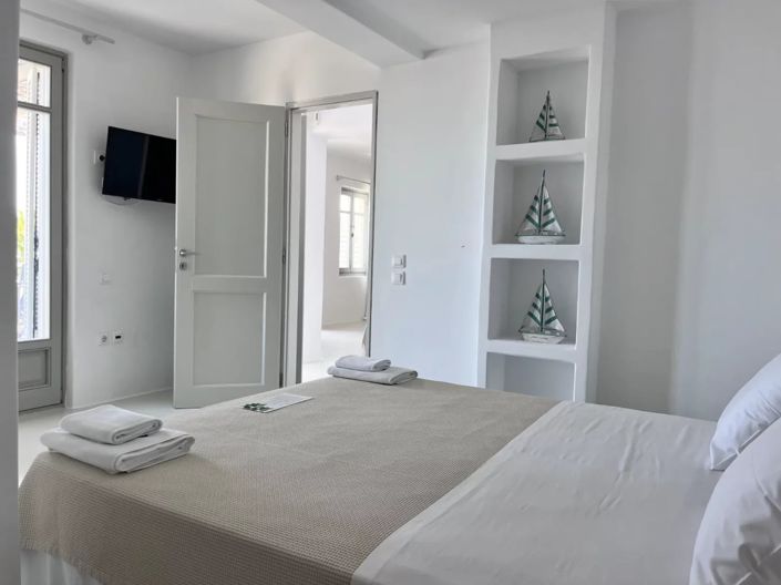 Image No.10-2 Bed House for sale