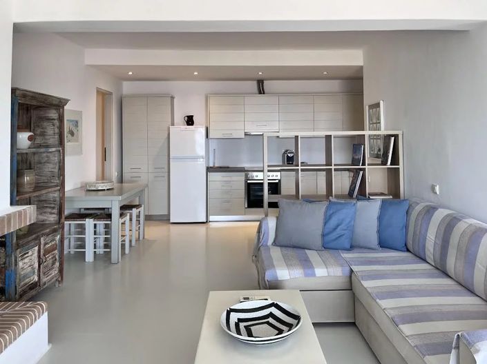 Image No.6-2 Bed House for sale