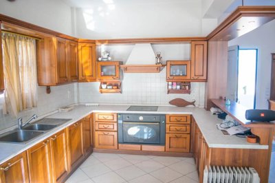 13a0457c53ff614ce943ce62b8dd0d56dad2dfeaec192