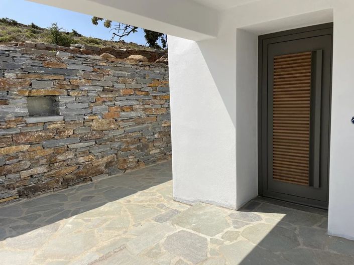 Image No.13-2 Bed House for sale