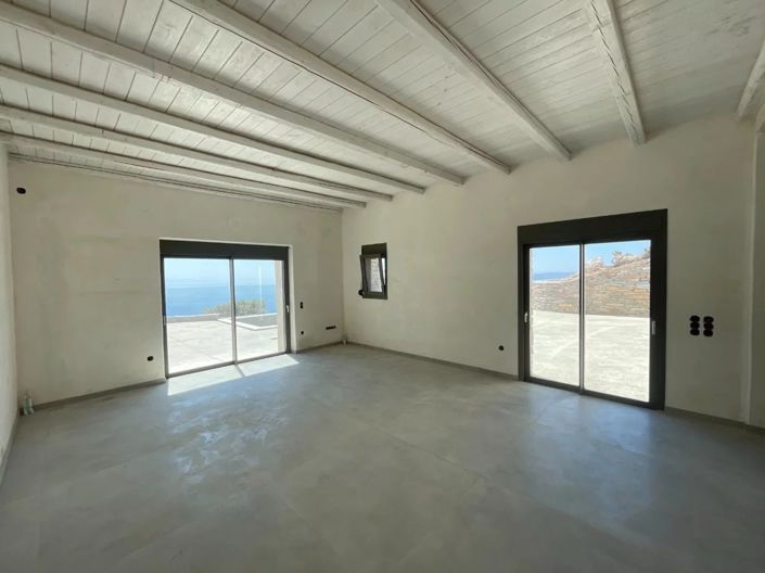 Image No.4-2 Bed House for sale