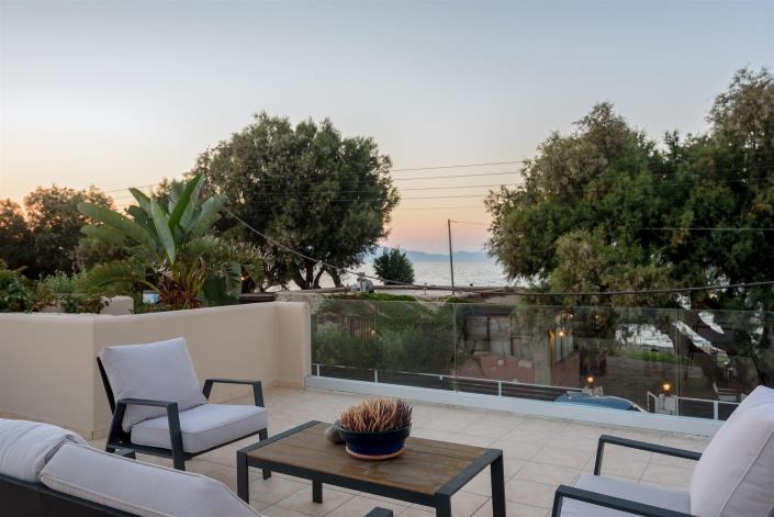 Image No.3-Maison / Villa de 3 chambres à vendre à Nopigia