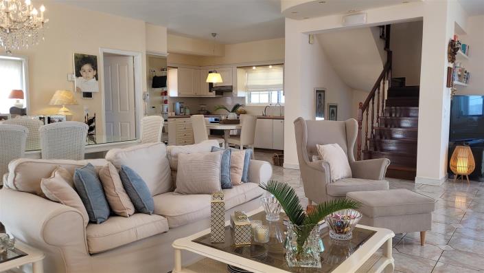 Image No.12-Maisonette de 4 chambres à vendre à Kounoupidiana 