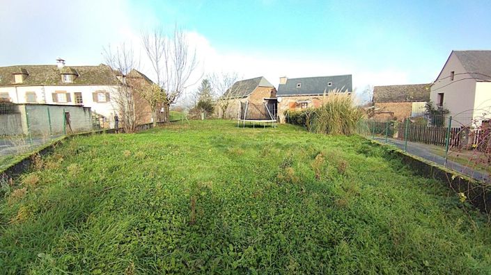 Image No.2-Maison de 2 chambres à vendre à Clairvaux-d'Aveyron