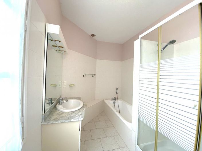 Image No.14-Maison de 20 chambres à vendre à Saint-Severin