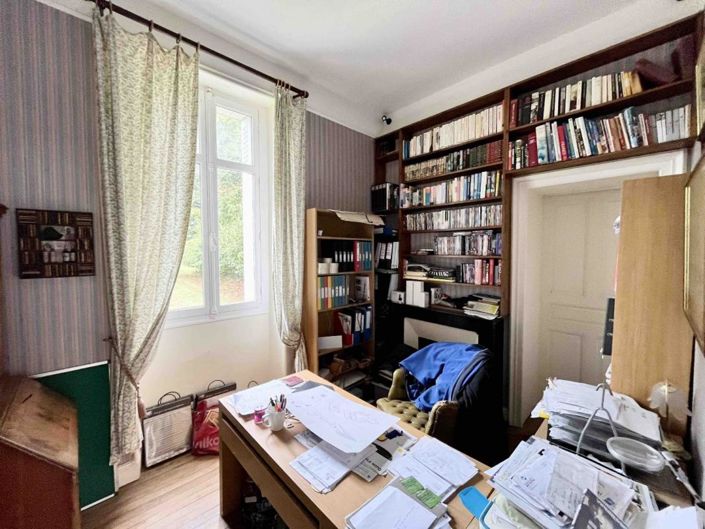 Image No.12-Maison de 5 chambres à vendre à Charroux