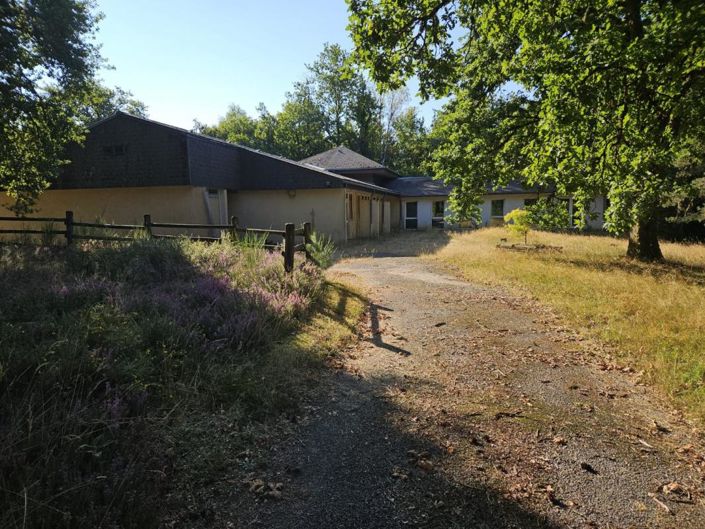 Image No.3-31 Bed Property for sale