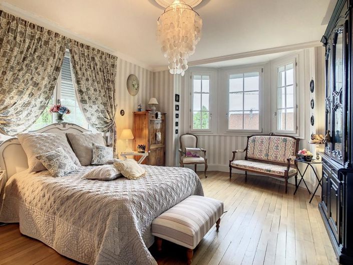 Image No.10-4 Bed House for sale