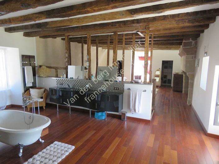 Image No.20-Propriété de 5 chambres à vendre à Louignac