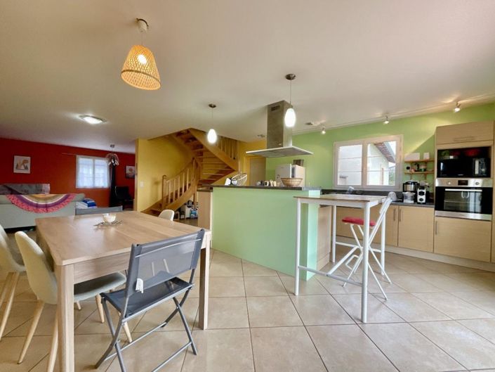 Image No.3-Propriété de 4 chambres à vendre à Saint-Sulpice