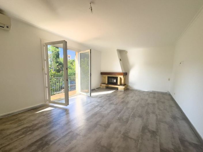 Image No.5-Propriété de 5 chambres à vendre à Boujan-sur-Libron