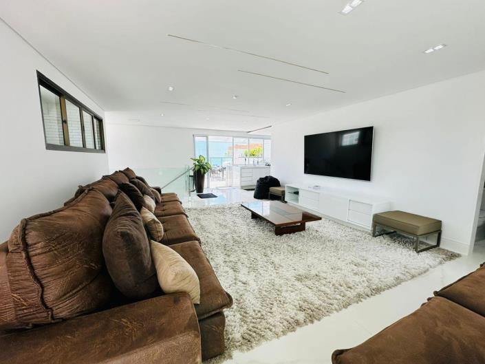 Image No.15-6 Bed Penthouse for sale