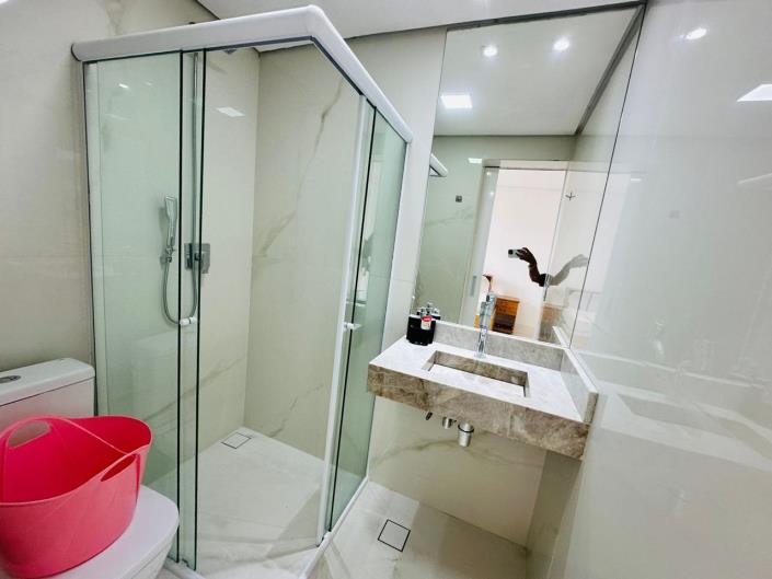 Image No.24-6 Bed Penthouse for sale