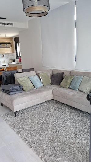 Image No.12-5 Bed Apartment for sale