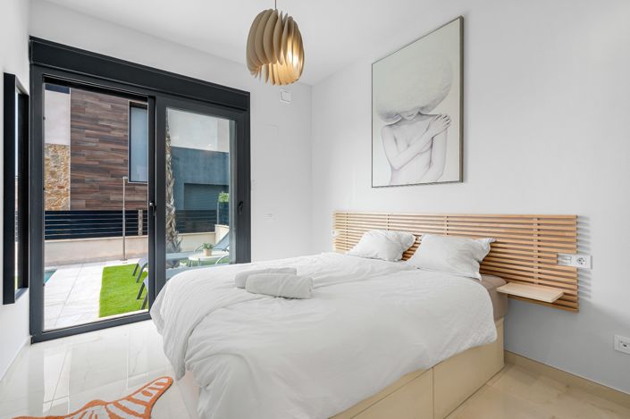 Image No.15-Villa de 4 chambres à vendre à Orihuela Costa