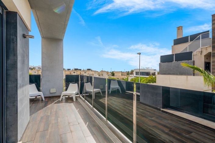 Image No.24-Villa de 4 chambres à vendre à Orihuela Costa