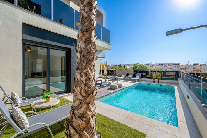 Image No.40-Villa de 4 chambres à vendre à Orihuela Costa