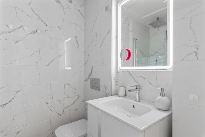 Image No.17-3 Bed Apartment for sale