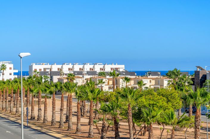 Image No.29-3 Bed Apartment for sale