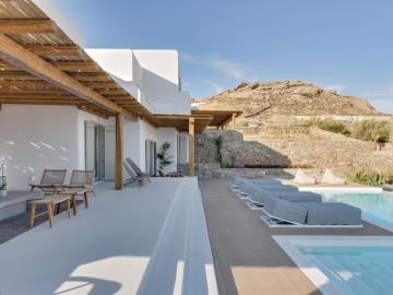 3-AndrewBoutsikas_2Villas_Mykonos_85--Custom-