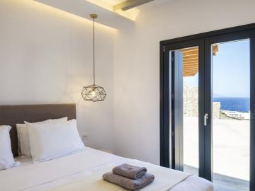 Villa-Cobalt-BDR-One-GF--4---Custom-