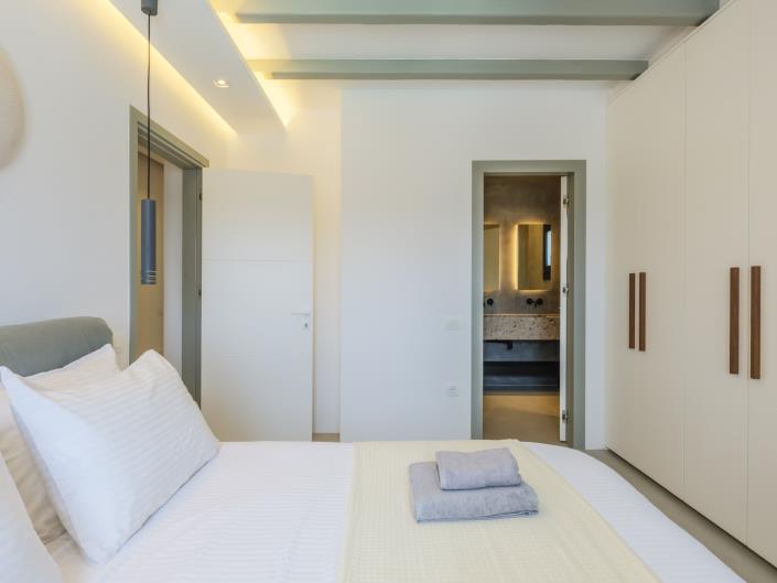 Image No.28-Villa de 5 chambres à vendre à Kanalia