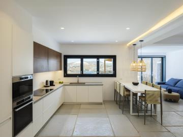 Villa-Cobalt-KITCHEN-GF--2---Custom-